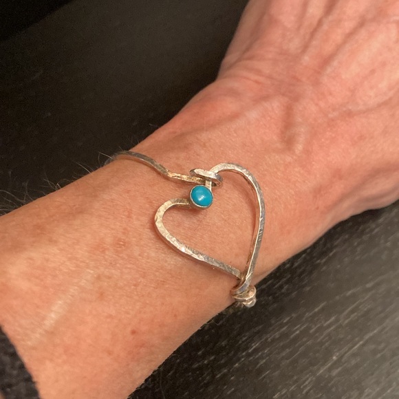 Handmade Sterling Silver Heart Bracelet w/Turquoise Bead Child or Small Adult - Picture 5 of 6